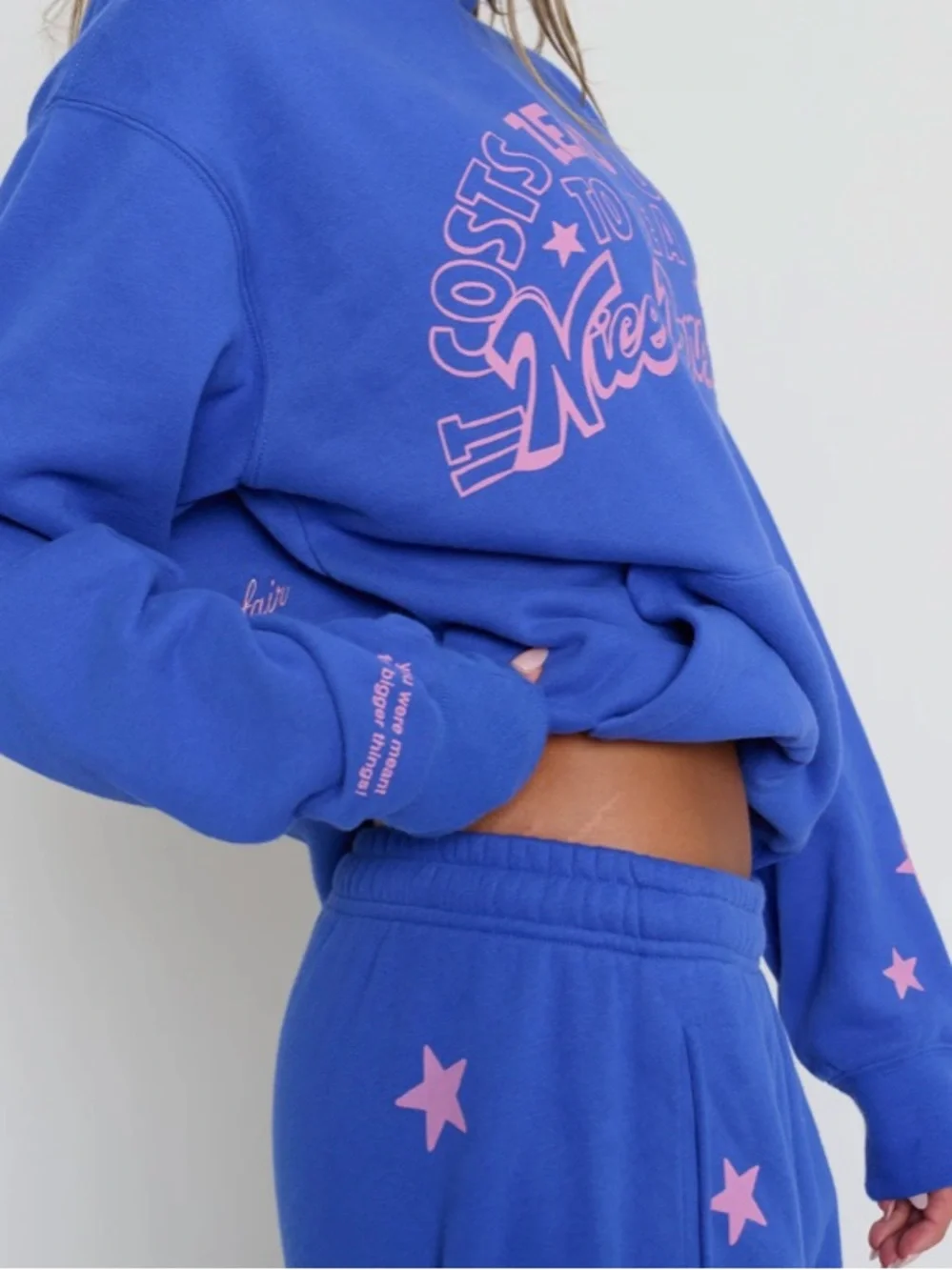 New nwt the natfair group it Costs $0 to be a nice person sweatpant